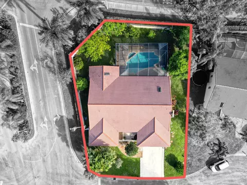 4377 NW 88th Ter, Coral Springs, FL 33065