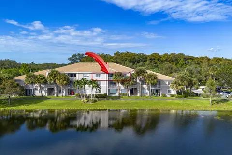 5031 Wiles Rd #304, Coconut Creek, FL 33073