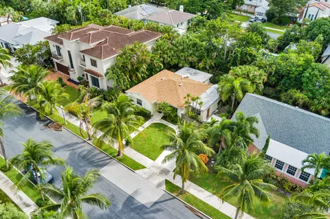 230 Avila Rd, West Palm Beach, FL 33405