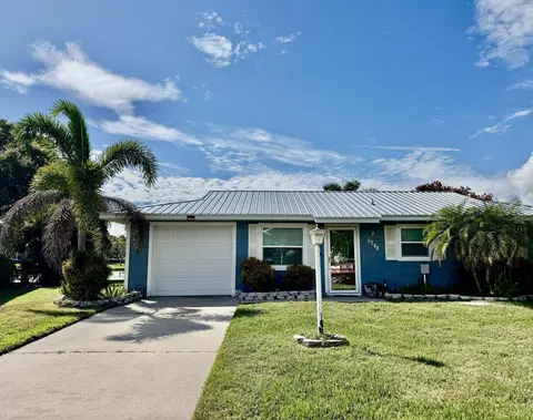 Exterior - 5248 SE 43rd Trce, Okeechobee, FL 34974 photo 5 of 19
