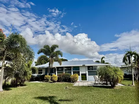 Exterior - 5248 SE 43rd Trce, Okeechobee, FL 34974 photo 2 of 19
