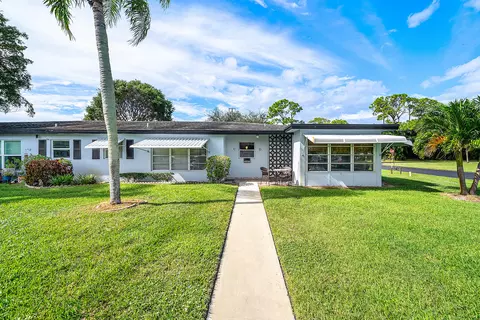 510 High Point Dr #D, Delray Beach, FL 33445