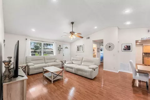 8340 Mildred Dr W, Boynton Beach, FL 33472