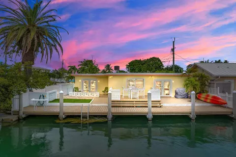 11725 3rd Avenue Ocean, Marathon, FL 33050