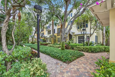 316 N Bromeliad, West Palm Beach, FL 33401