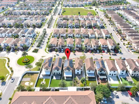 3473 W 110th Ter, Hialeah, FL 33018 photo 36