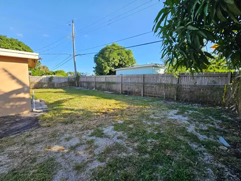 130 S Atlantic Dr E, Boynton Beach, FL 33435 photo 18