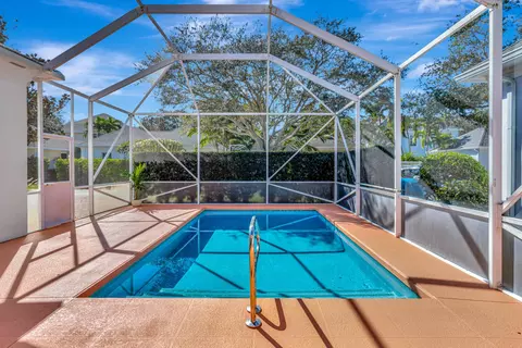 245 Honeysuckle Dr, Jupiter, FL 33458 photo 25