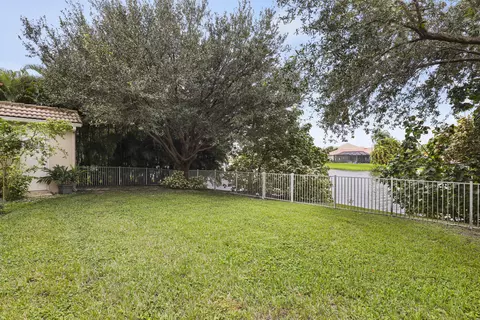 2189 SW Panther Trce, Stuart, FL 34997 photo 31