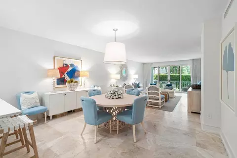 127 Peruvian Ave #101, Palm Beach, FL 33480