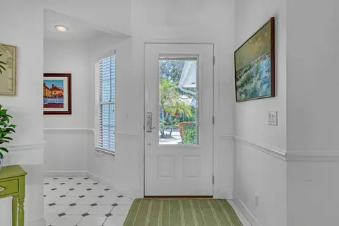 104 Colony Way E, Jupiter, FL 33458 photo 5