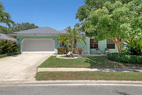 104 Colony Way E, Jupiter, FL 33458 photo 2