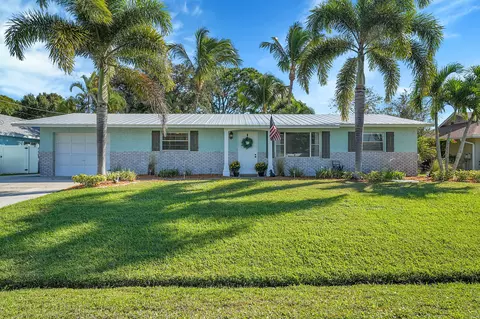 2373 SE Saphire Ter, Port Saint Lucie, FL 34952