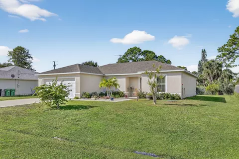 1898 SE Mantua St, Port Saint Lucie, FL 34952