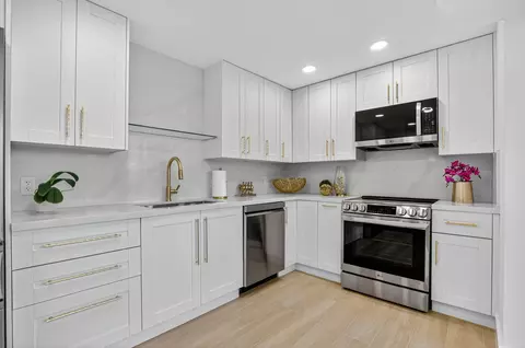 1751 Bridgewood Dr, Boca Raton, FL 33434