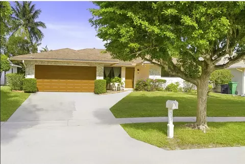 309 SE 4th St, Dania Beach, FL 33004