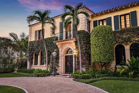 143 Clarendon Ave, Palm Beach, FL 33480