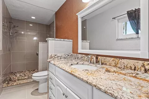 5151 NE 8th Ave, Pompano Beach, FL 33064 photo 13