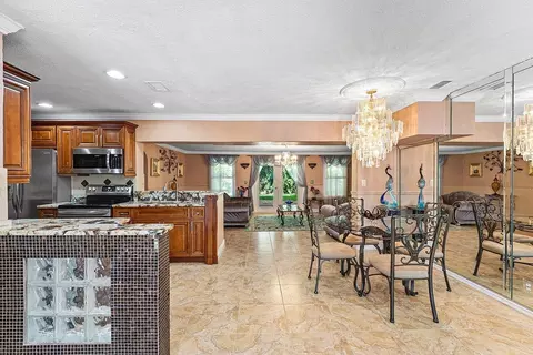 5151 NE 8th Ave, Pompano Beach, FL 33064 photo 6