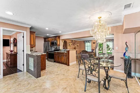 5151 NE 8th Ave, Pompano Beach, FL 33064 photo 5