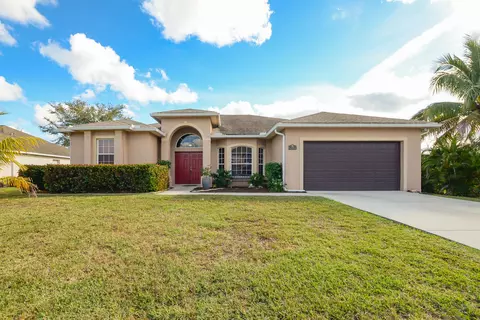 554 SW Halden Ave, Port Saint Lucie, FL 34953