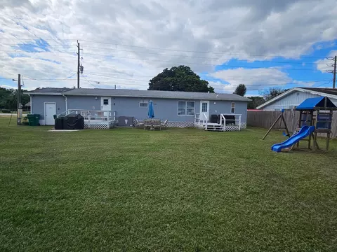 Exterior - 3222 SE 34th Ave, Okeechobee, FL 34974 photo 5 of 6