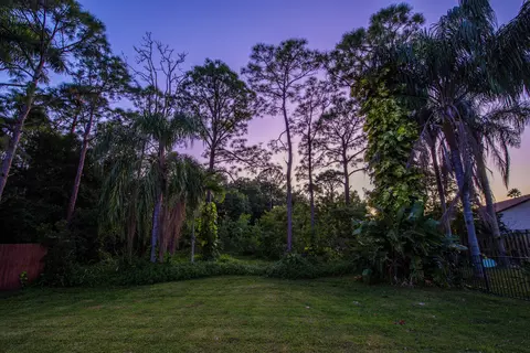 6690 SE Raintree Ave, Stuart, FL 34997 photo 3