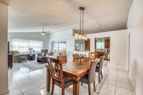 6690 SE Raintree Ave, Stuart, FL 34997 photo 10