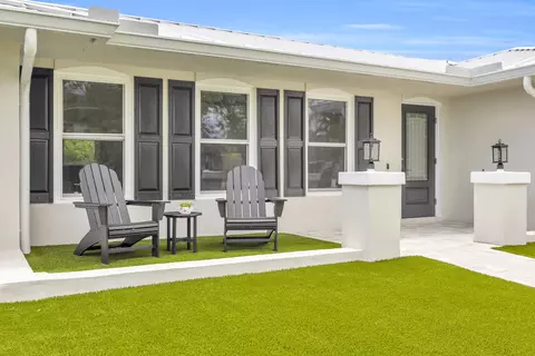 11 SE Splitrail Cir, Jupiter, FL 33469 photo 3