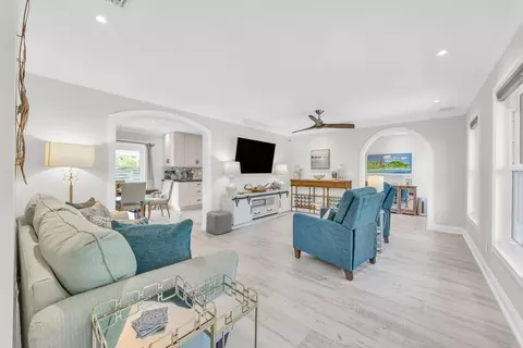 11 SE Splitrail Cir, Jupiter, FL 33469 photo 8