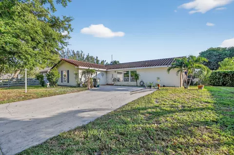 1813 17th Ave, FL 33460