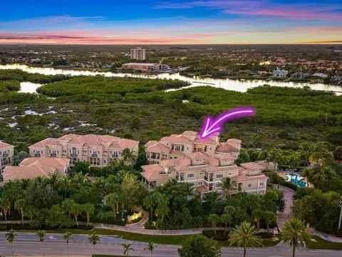 126 Tierra Ln #2, Jupiter, FL 33477