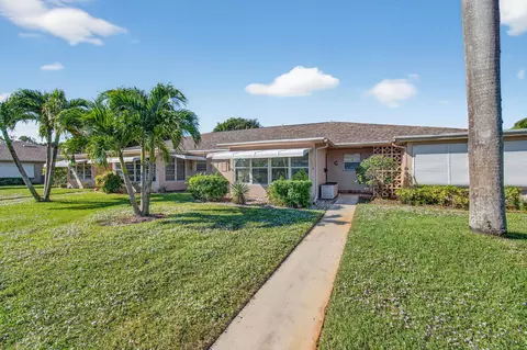 1382 High Point Way NE #C, Delray Beach, FL 33445