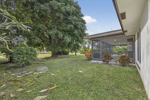 19 E Arch Dr, Lake Worth, FL 33467 photo 44