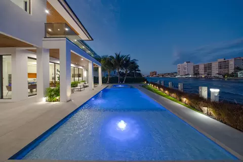 2880 NE 9th St, Pompano Beach, FL 33062