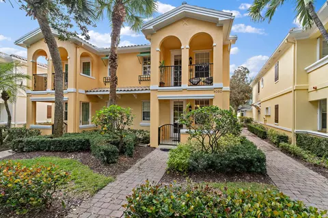 4050 Parkside Dr, Jupiter, FL 33458 photo 1