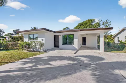 122 SW 9th Ave, Delray Beach, FL 33444