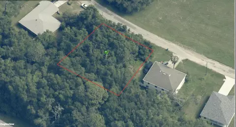 8798 N Salina Dr, Dunnellon, FL 34434