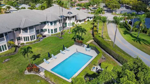 194 Orange Tree Dr #G, Atlantis, FL 33462