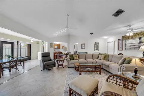 1127 E Seminole Ave E #29D, Jupiter, FL 33477 photo 5