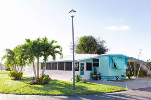 11055 SE Federal Hwy #34, Hobe Sound, FL 33455