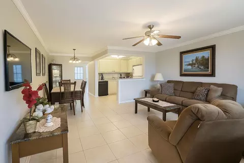 77 Andover C, West Palm Beach, FL 33417