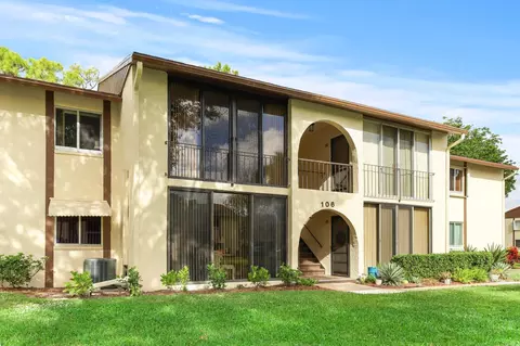 106 Lake Pine Cir #C-1, Greenacres, FL 33463
