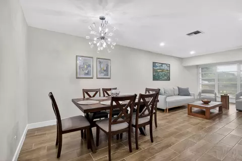 1101 Cactus Ter #204, Delray Beach, FL 33445