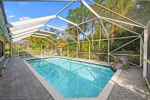 103 Cypress Trce, Royal Palm Beach, FL 33411