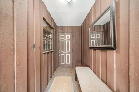 Entry Way - 3833 Edgewater Dr, Sebring, FL 33872 photo 1 of 1