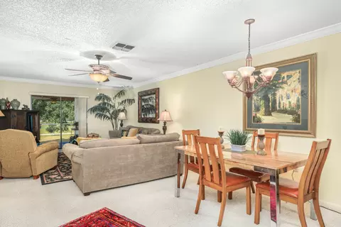 Dining - 3833 Edgewater Dr, Sebring, FL 33872 photo 2 of 3