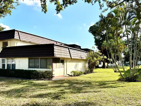 12004 Poinciana Blvd #108, Royal Palm Beach, FL 33411