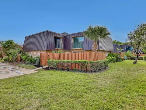 5738 SE Windsong Ln #315, Stuart, FL 34997