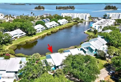 6408 S River Run Dr, Sebastian, FL 32958